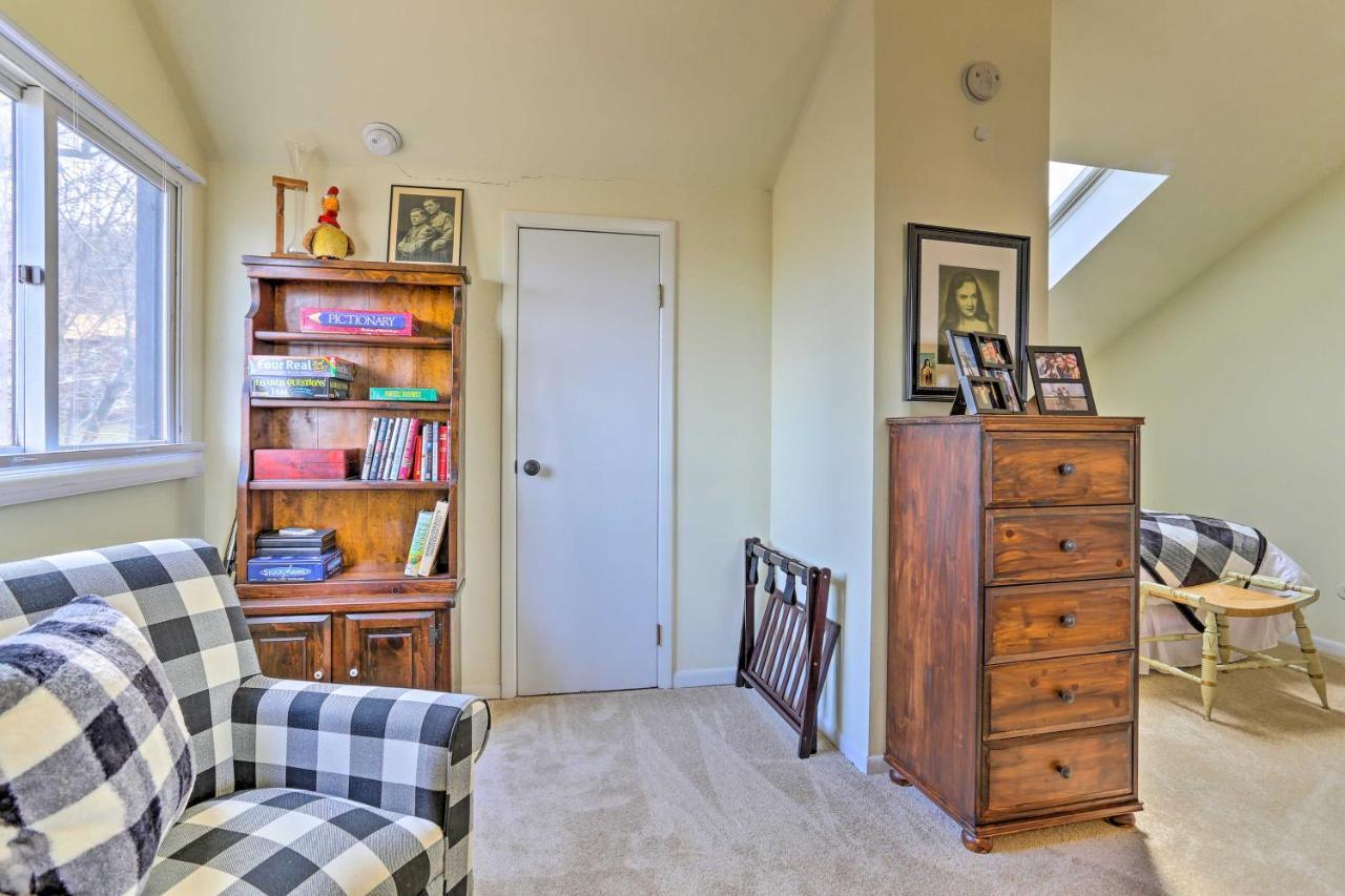 Mountain Creek Condo With Grill Walk To Lifts! Vernon Exterior photo