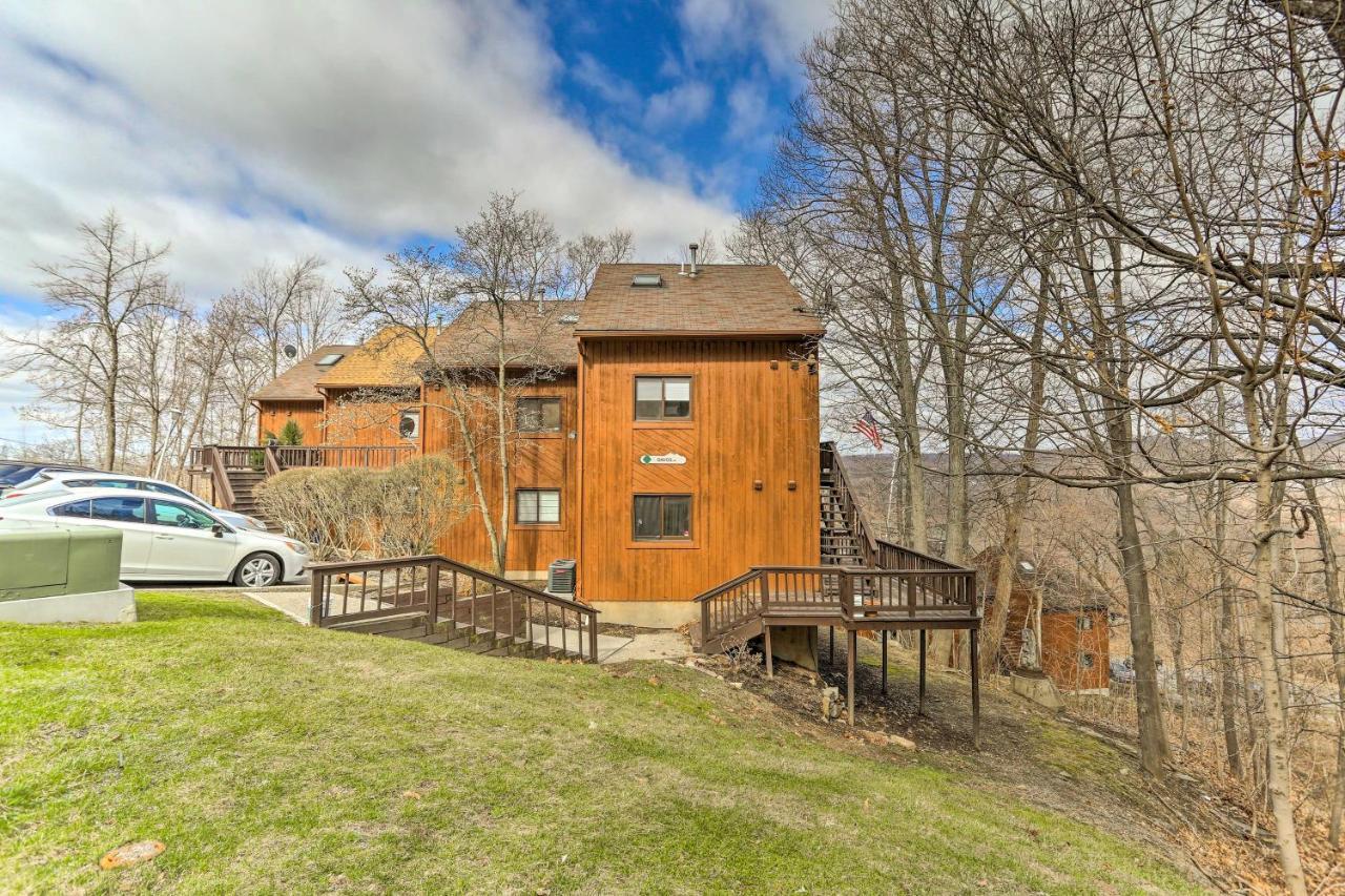 Mountain Creek Condo With Grill Walk To Lifts! Vernon Exterior photo